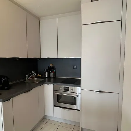 شقة 2 Etoiles, 4 Pers, A 100m, Centre-ville, Balcon, Parking - Fr-1-197-570 لي سابلِ دولونْ